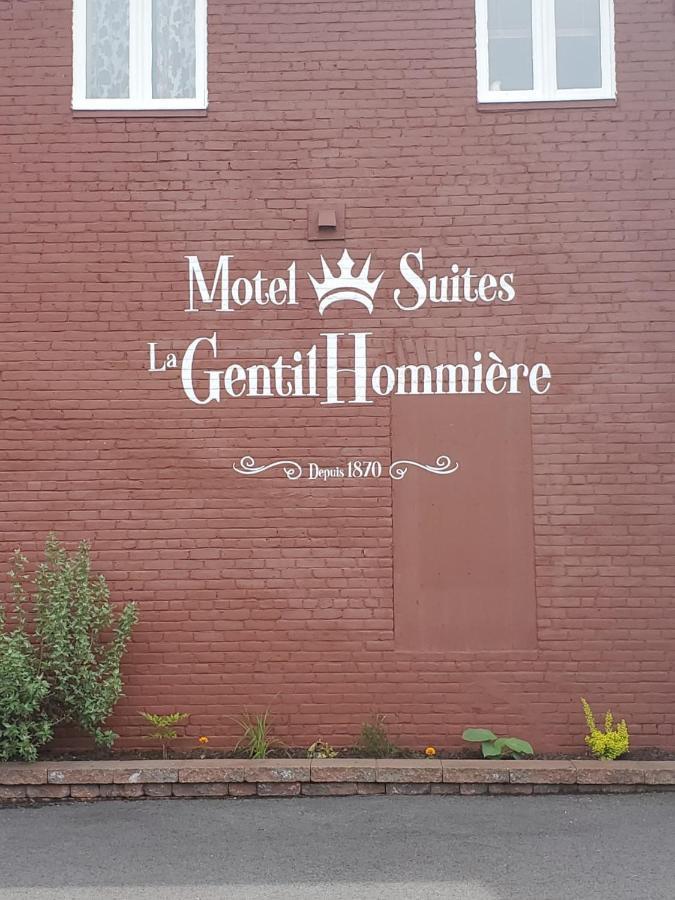 במוטל Saint-Siméon La Gentilhommiere מראה חיצוני תמונה